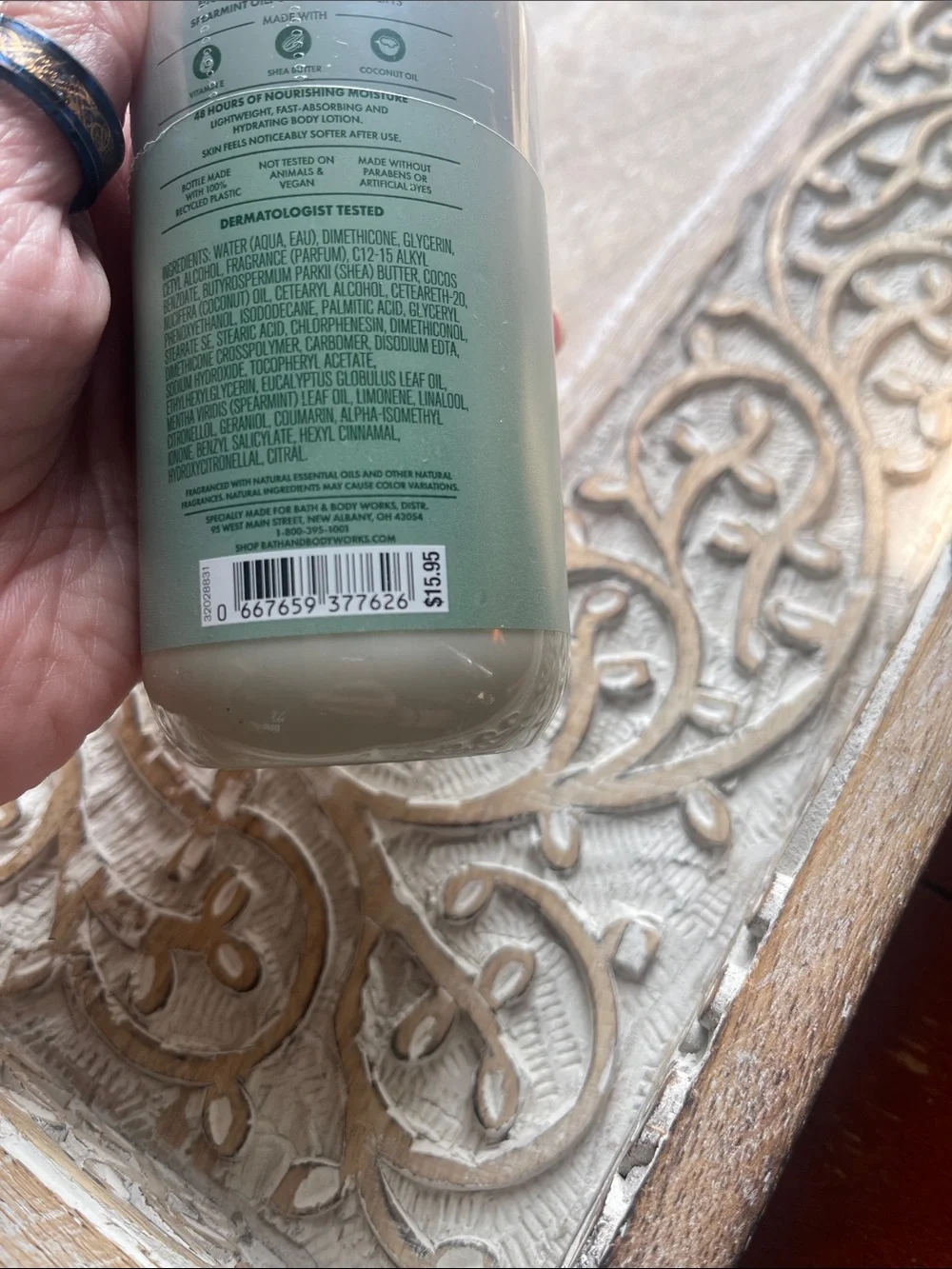 Bath & Body Works Stress Relief Eucalyptus + Spearmint Lotion - Green